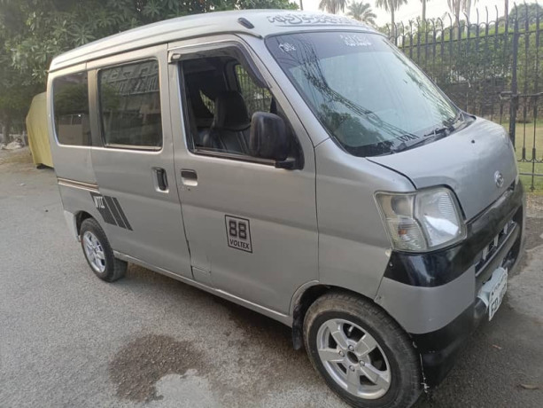 daihatso-hijet-712-big-1