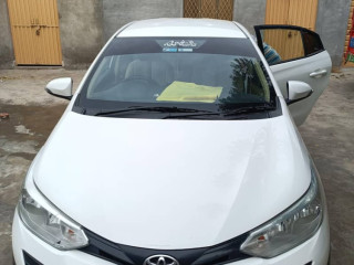toyota-yaris-gli