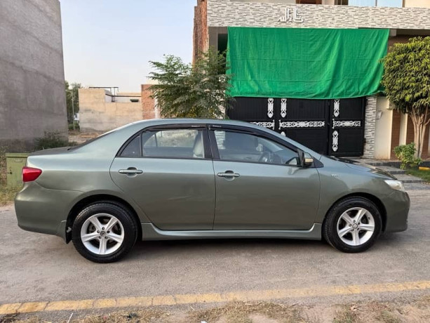 toyota-corolla-gli-2012-prosmatic-16-big-4