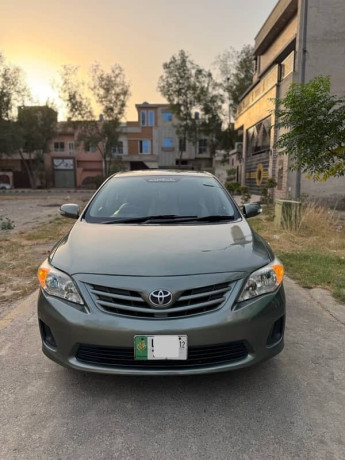 toyota-corolla-gli-2012-prosmatic-16-big-0
