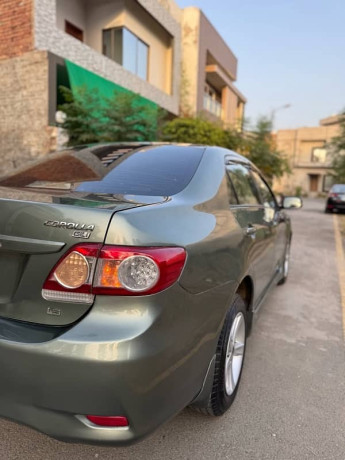 toyota-corolla-gli-2012-prosmatic-16-big-7