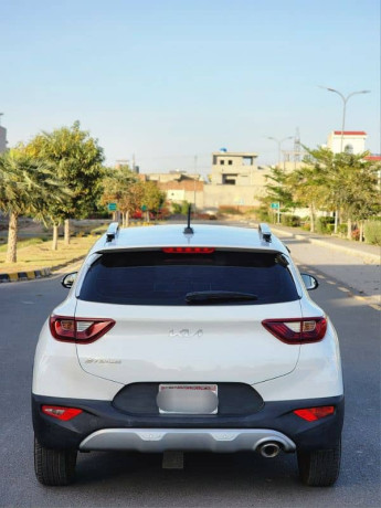 kia-stonic-2024-big-1
