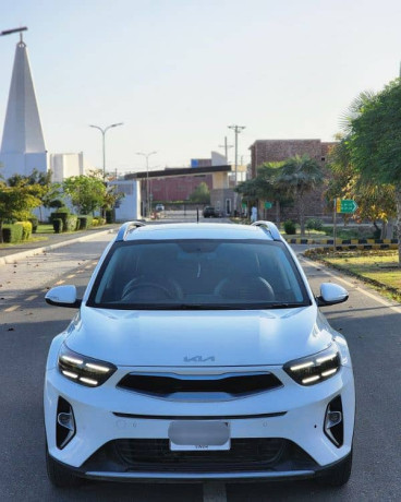 kia-stonic-2024-big-0