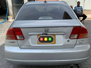 honda-civic-2005