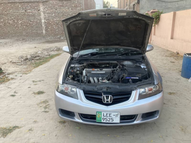 honda-accord-cl-7-2007-big-4