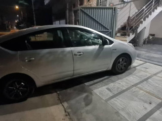 toyota-prius-2014-import-15