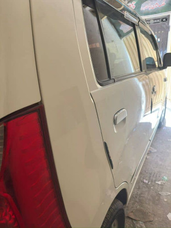 suzuki-wagon-r-2018-big-16