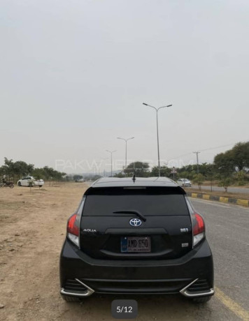 army-officer-used-car-total-genuine-rest-of-bonnet-big-2