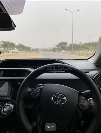 army-officer-used-car-total-genuine-rest-of-bonnet-big-6