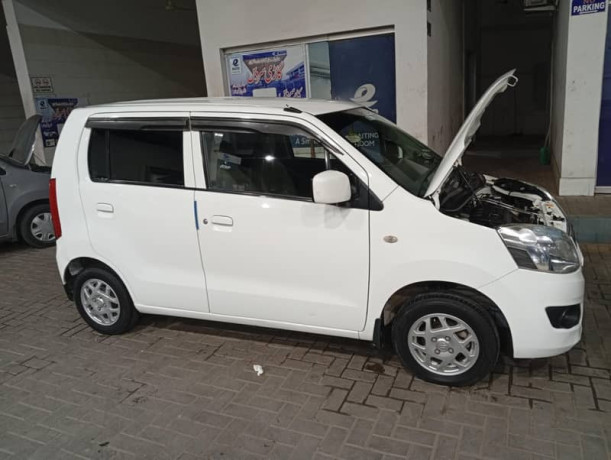 totle-janion-home-used-car-2nd-owner-big-0