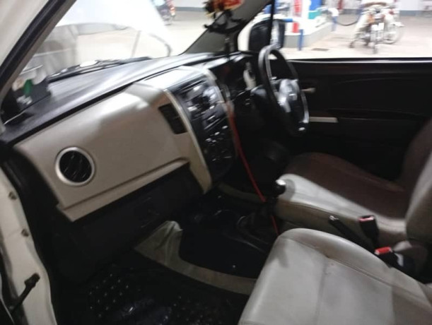 totle-janion-home-used-car-2nd-owner-big-5