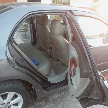 toyota-corolla-altis-16-x-cvt-i-big-9