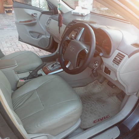 toyota-corolla-altis-16-x-cvt-i-big-8