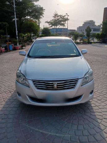 toyota-premio-2008-big-2