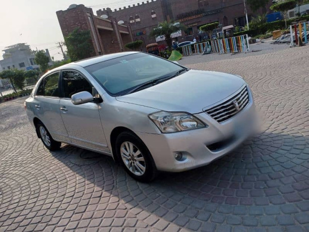 toyota-premio-2008-big-3