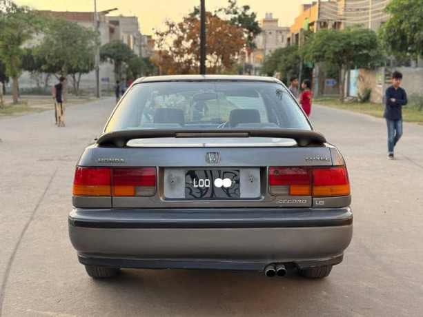 honda-accord-oriel-18-vtec-1993-big-5