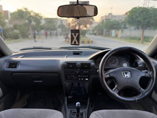 honda-accord-oriel-18-vtec-1993-big-17