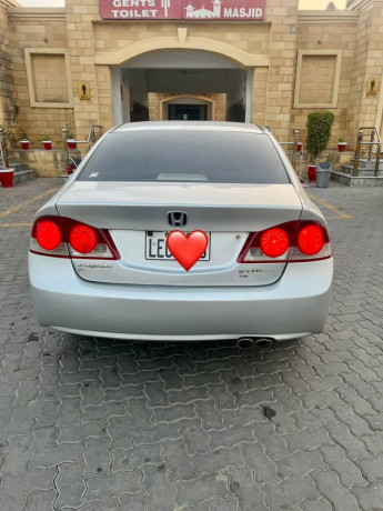 honda-cvic-full-option-2009-big-3