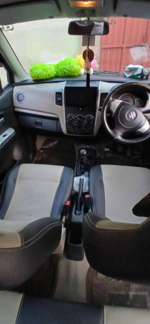 wagonr-2018-model-silver-big-10