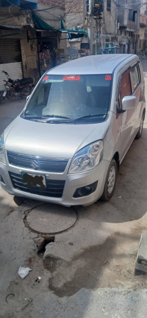 wagonr-2018-model-silver-big-1