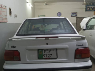 kia-classic-2001-model