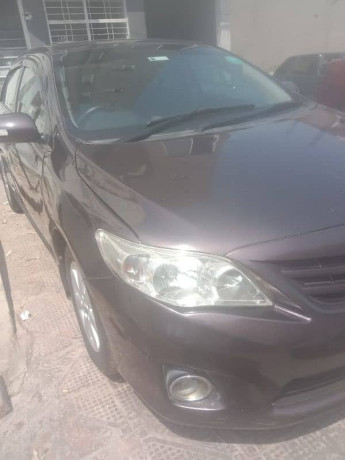 toyota-corolla-xli-2013-2014-big-1
