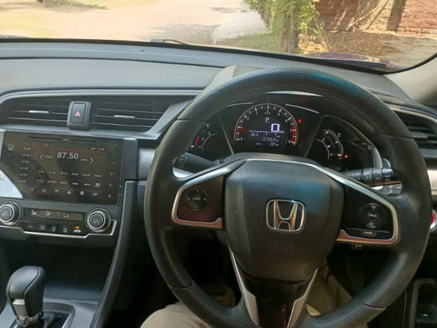 honda-civic-vti-oriel-prosmatec-2018-big-12