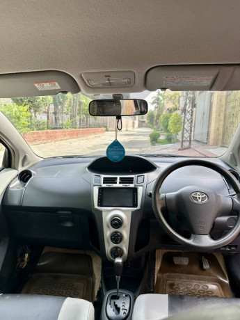 neat-and-clean-car-just-buy-and-drive-20082012-big-2