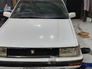 toyota-corolla-gl-saloon-1986-modle