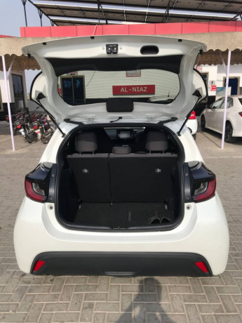 yaris-2125-hatchback-unregistered-pearl-white-4-grade-65k-km-japan-big-8