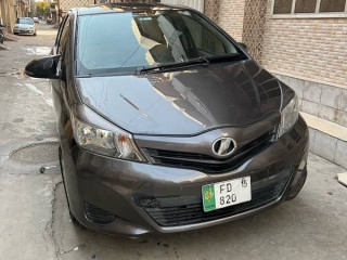 toyota-vitz-whatsapp-0-3-2-7-0-6-8-3-6-2-8
