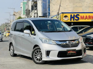 honda-freed-2014