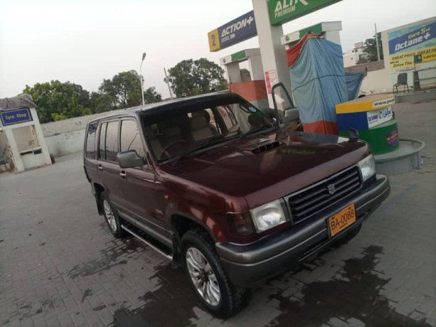 isuzu-trooper-available-for-sale-0333610-4750-big-2