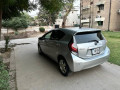 toyota-aqua-2012-small-2