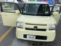 toyota-pixis-space-small-17
