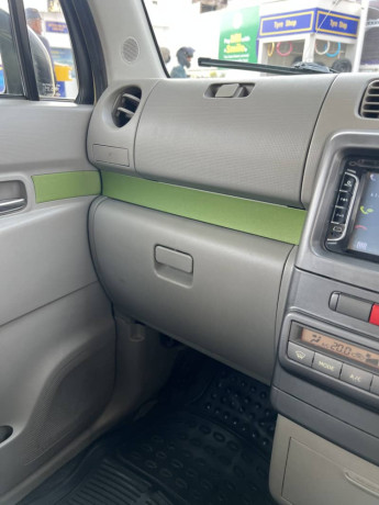 toyota-pixis-space-big-2