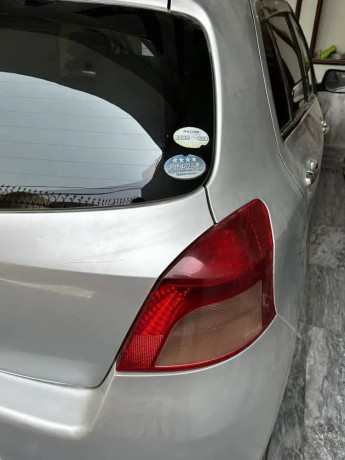 toyota-vitz-2006-model-import-2009-big-9