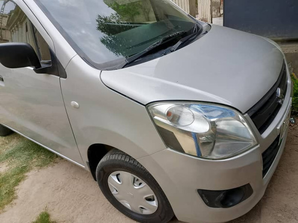 suzuki-wagon-r-vxr-all-seals-are-geniuon-minor-touching-big-2