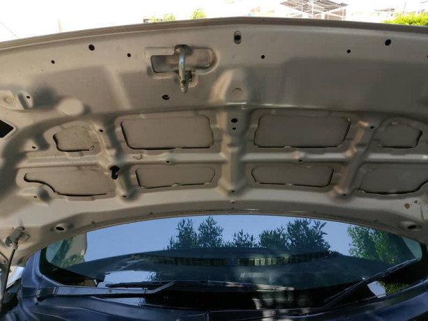 suzuki-wagon-r-vxr-all-seals-are-geniuon-minor-touching-big-15