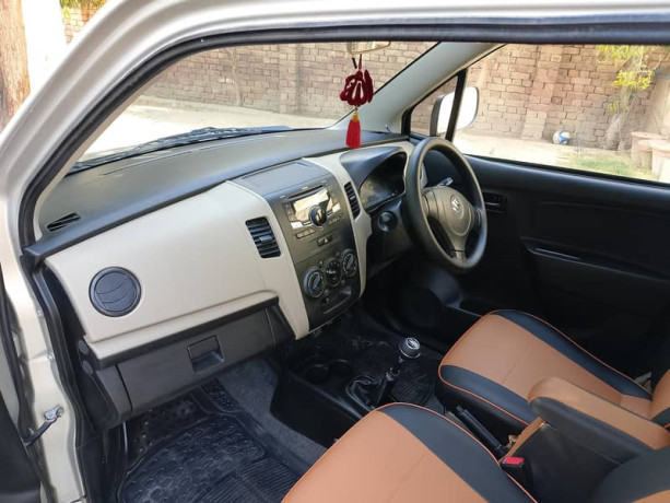 suzuki-wagon-r-vxr-all-seals-are-geniuon-minor-touching-big-13