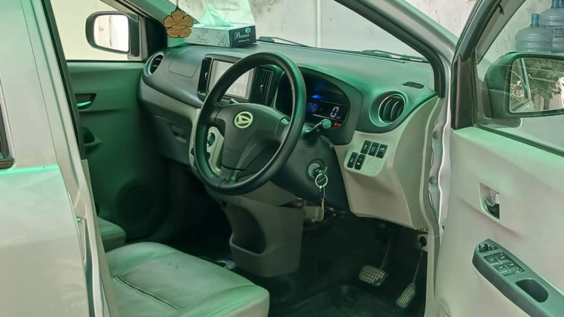 daihatsu-mira-2014-big-5