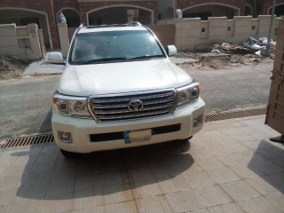 toyota-land-cruiser-2015