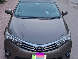 toyota-corolla-altis-2017