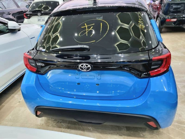 yaris-hatchback-gled-addition-twin-special-color-big-4