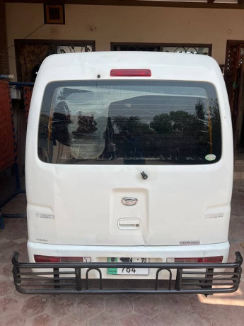 daihatsu-hijet-2018-big-2