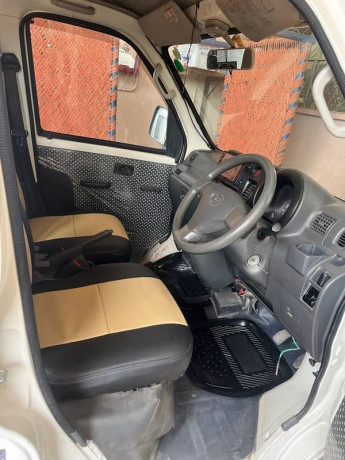 daihatsu-hijet-2018-big-8