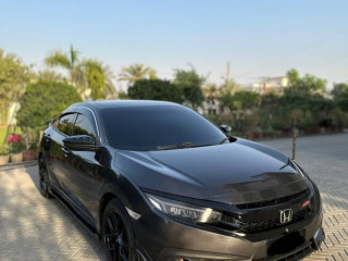 honda-civic-15-turbo