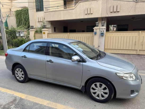 toyota-corolla-gli-2010-manual-big-3