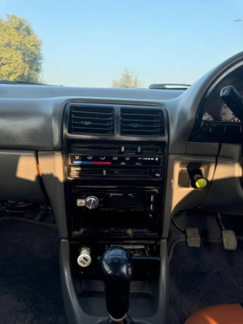 suzuki-cultus-vxr-2003-model-big-11