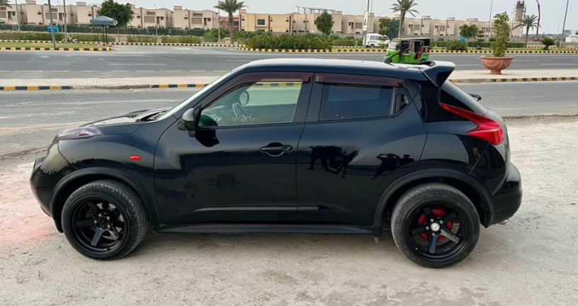 nissan-juke-2012-big-6